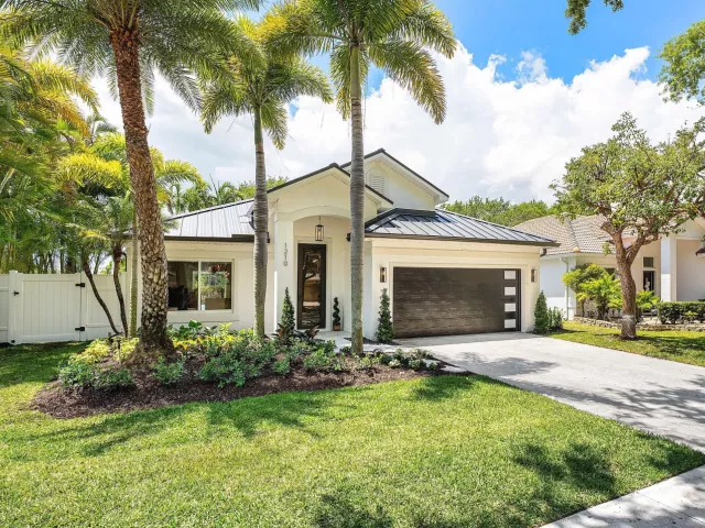 3-bedroom home for sale in Delray Beach - 1210 Delray Lakes Drive - MondialRealty