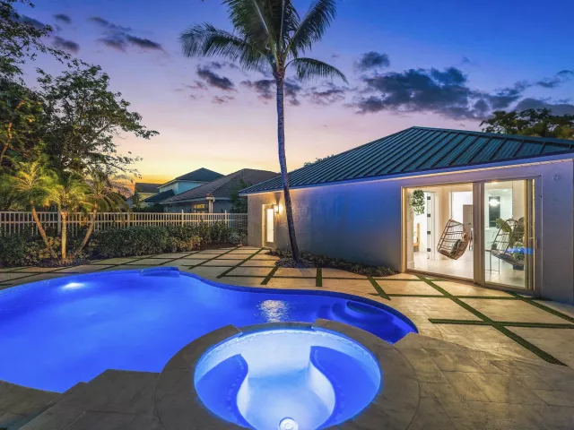 3-bedroom home for sale in Delray Beach - 1210 Delray Lakes Drive - MondialRealty