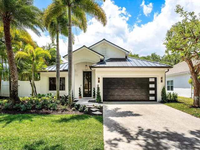 3-bedroom home for sale in Delray Beach - 1210 Delray Lakes Drive - MondialRealty