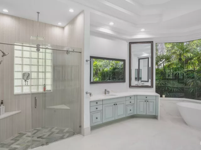 5-bedroom home for sale in Boca Raton - 6595 NW 32nd Terrace - MondialRealty