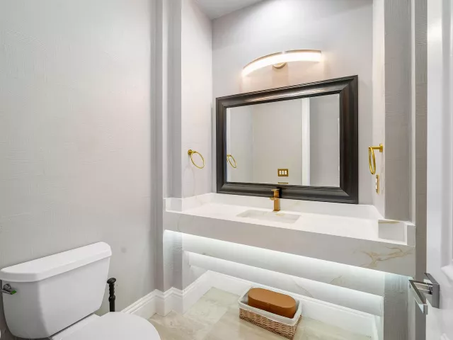 5-bedroom home for sale in Boca Raton - 6595 NW 32nd Terrace - MondialRealty