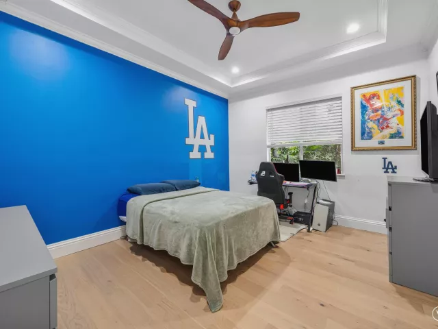 5-bedroom home for sale in Boca Raton - 6595 NW 32nd Terrace - MondialRealty