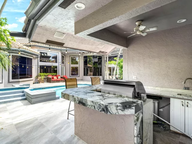 5-bedroom home for sale in Boca Raton - 6595 NW 32nd Terrace - MondialRealty