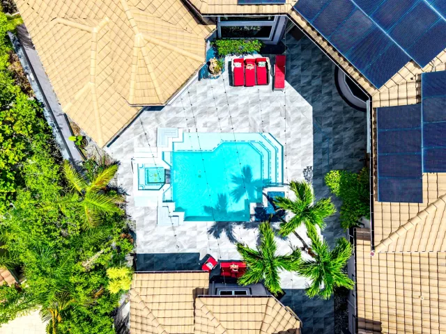 5-bedroom home for sale in Boca Raton - 6595 NW 32nd Terrace - MondialRealty