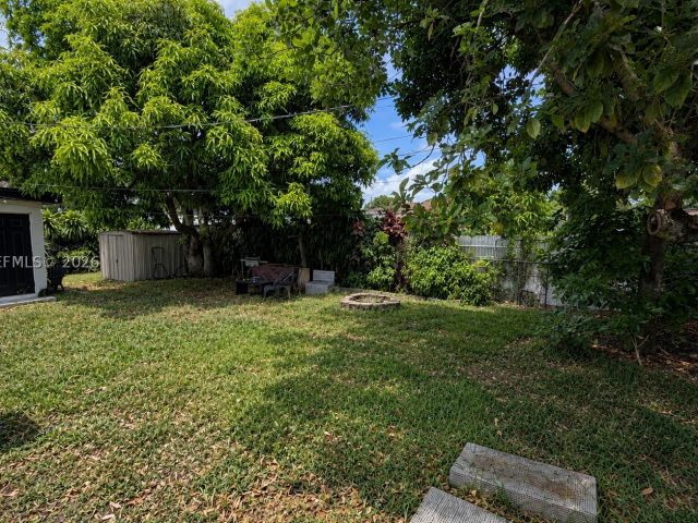 3-bedroom home for sale in Miami Gardens - 17981 NW 3rd Ave - MondialRealty