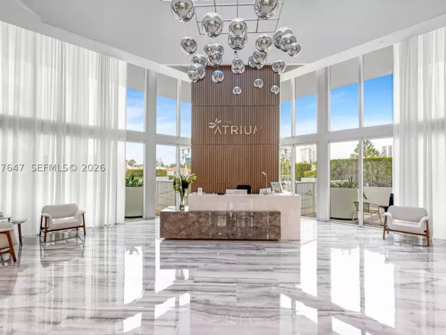 2-bedroom condo for sale in Aventura - 3131 NE 188th St 2-506 - MondialRealty
