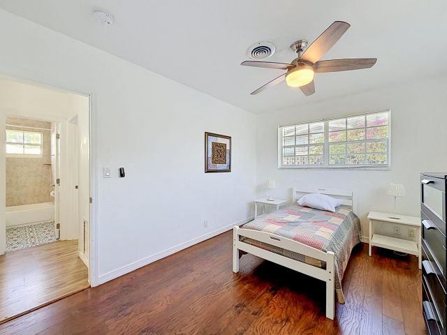 3-bedroom home for rent in Fort Lauderdale - 2000 NE 62nd Street - MondialRealty