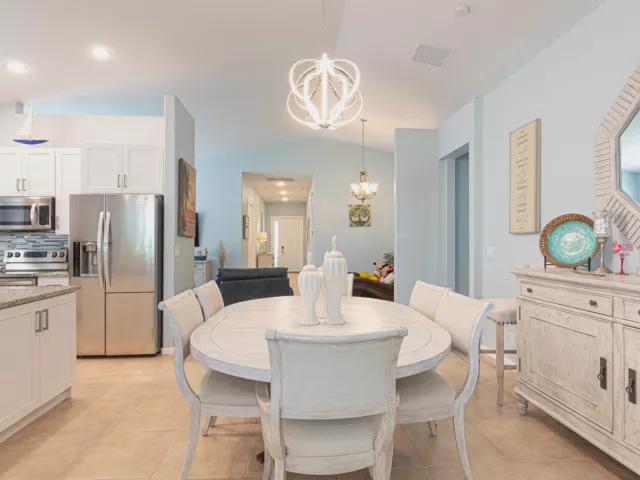 3-bedroom home for sale in West Palm Beach - 9663 Great Egret Court - MondialRealty