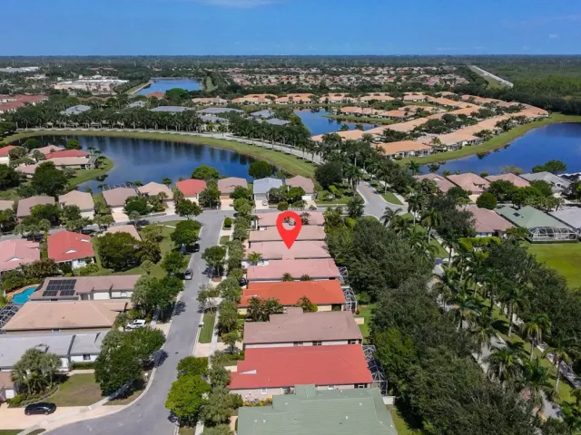 3-bedroom home for sale in West Palm Beach - 9663 Great Egret Court - MondialRealty