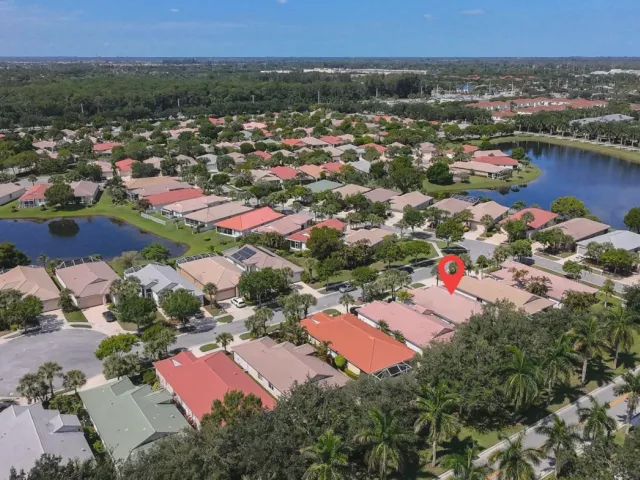 3-bedroom home for sale in West Palm Beach - 9663 Great Egret Court - MondialRealty
