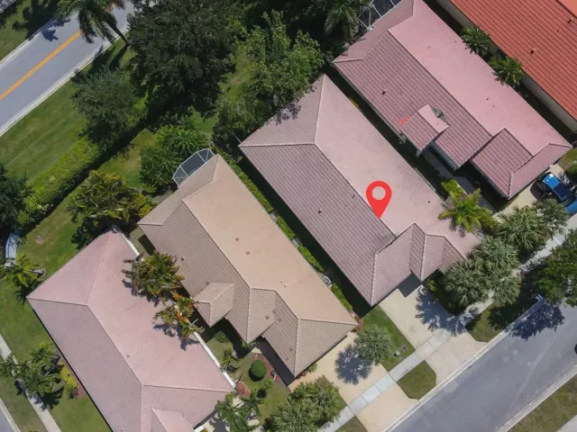 3-bedroom home for sale in West Palm Beach - 9663 Great Egret Court - MondialRealty