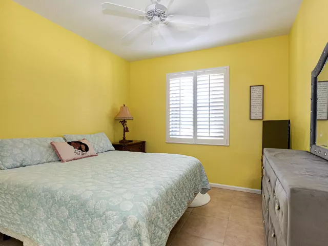 3-bedroom home for sale in West Palm Beach - 9663 Great Egret Court - MondialRealty