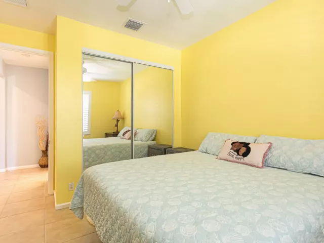 3-bedroom home for sale in West Palm Beach - 9663 Great Egret Court - MondialRealty