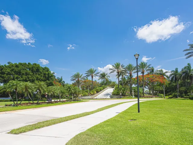 3-bedroom home for sale in West Palm Beach - 9663 Great Egret Court - MondialRealty