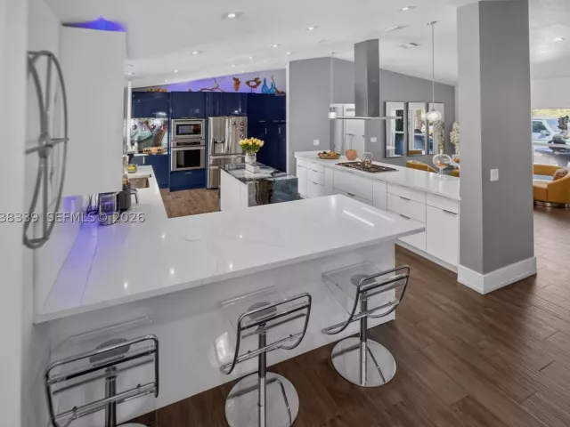 4-bedroom home for sale in Miami - 15050 SW 167th St - MondialRealty