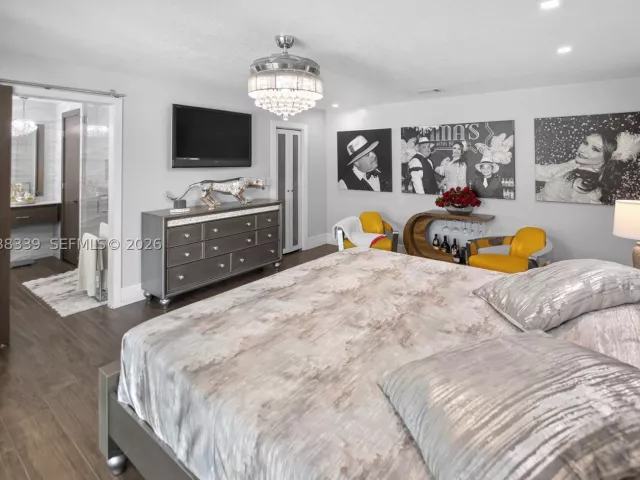 4-bedroom home for sale in Miami - 15050 SW 167th St - MondialRealty