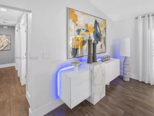4-bedroom home for sale in Miami - 15050 SW 167th St - MondialRealty