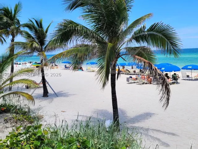 2-bedroom condo for rent in Hallandale Beach - 2030 S Ocean Dr 1718 - MondialRealty