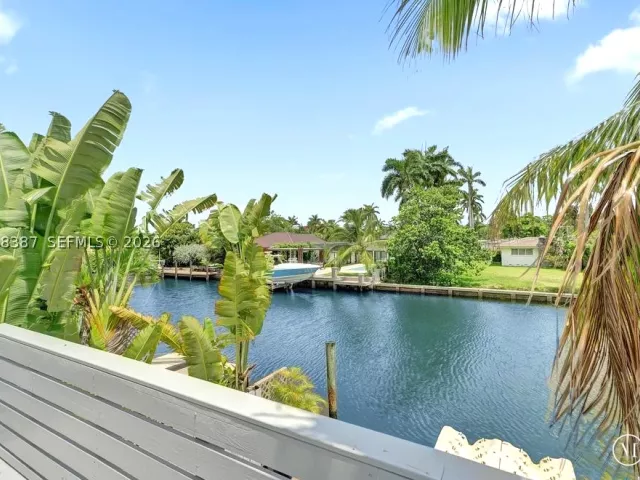 2-bedroom home for rent in North Miami - 2129 NE 123rd St 0 - MondialRealty