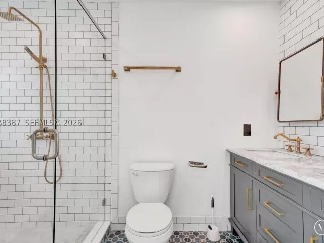 2-bedroom home for rent in North Miami - 2129 NE 123rd St 0 - MondialRealty