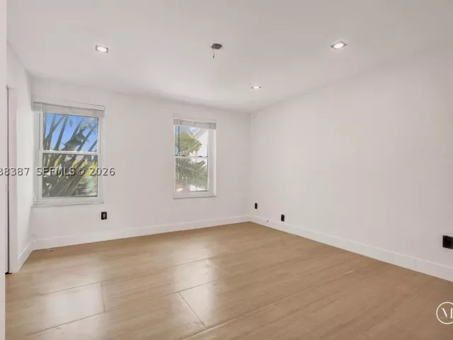 2-bedroom home for rent in North Miami - 2129 NE 123rd St 0 - MondialRealty