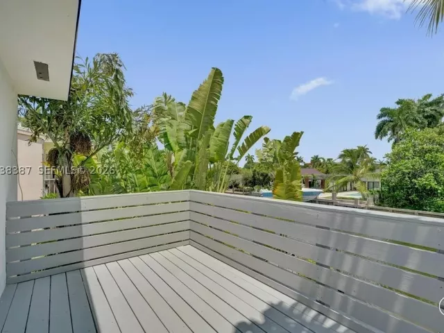 2-bedroom home for rent in North Miami - 2129 NE 123rd St 0 - MondialRealty