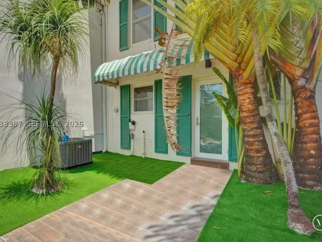 2-bedroom home for rent in North Miami - 2129 NE 123rd St 0 - MondialRealty
