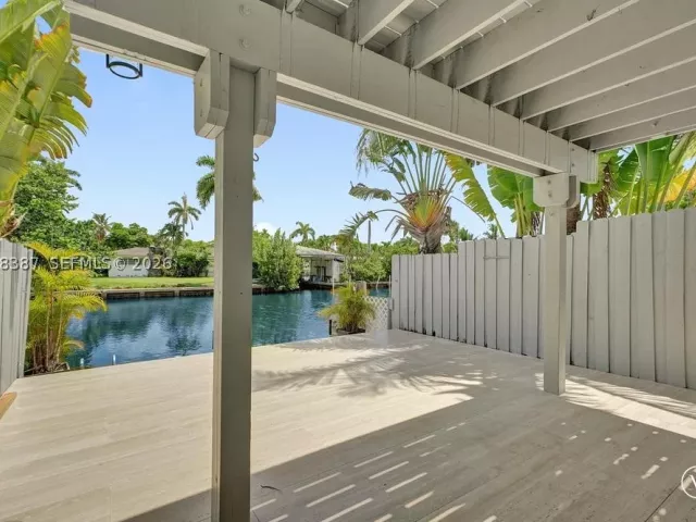 2-bedroom home for rent in North Miami - 2129 NE 123rd St 0 - MondialRealty
