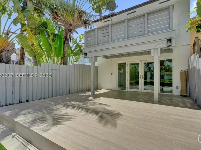 2-bedroom home for rent in North Miami - 2129 NE 123rd St 0 - MondialRealty