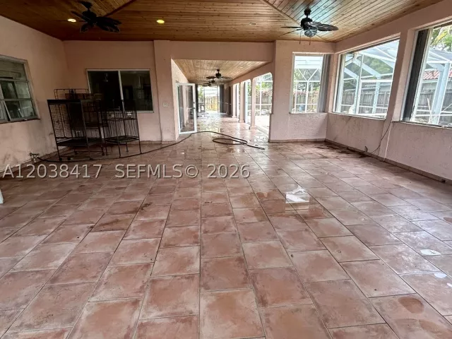3-bedroom home for sale in Miami - 8385 SW 105th St - MondialRealty