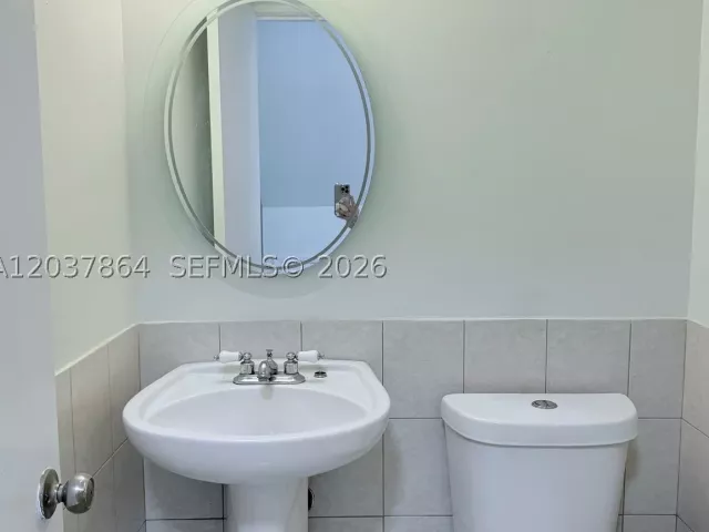 3-bedroom home for rent in Miami - 10532 SW 112th Ave - MondialRealty
