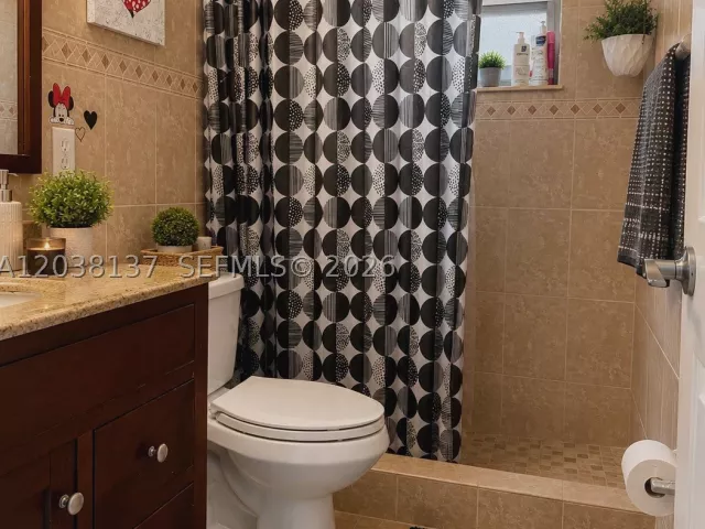 4-bedroom home for sale in Miami Gardens - 4280 NW 171st St - MondialRealty