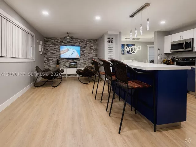 4-bedroom home for sale in Miami Gardens - 4280 NW 171st St - MondialRealty
