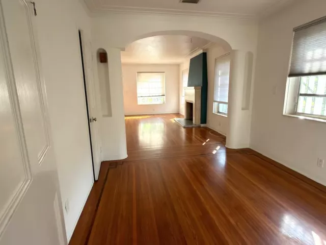 2-bedroom home for sale in Miami - 175 SW 25th Road - MondialRealty