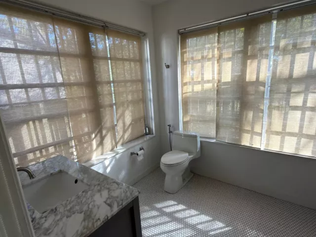 2-bedroom home for sale in Miami - 175 SW 25th Road - MondialRealty