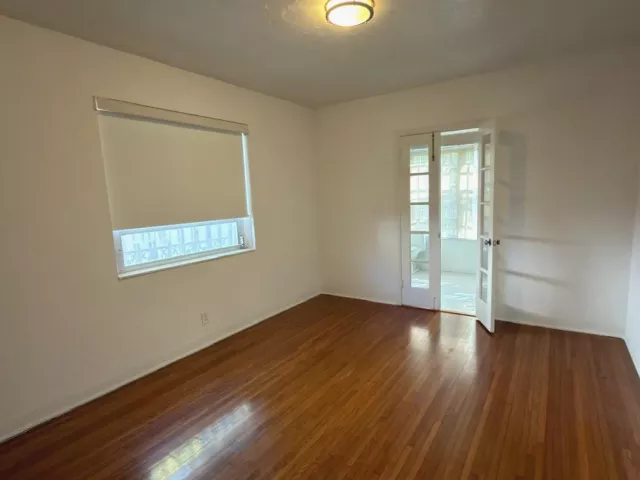 2-bedroom home for sale in Miami - 175 SW 25th Road - MondialRealty