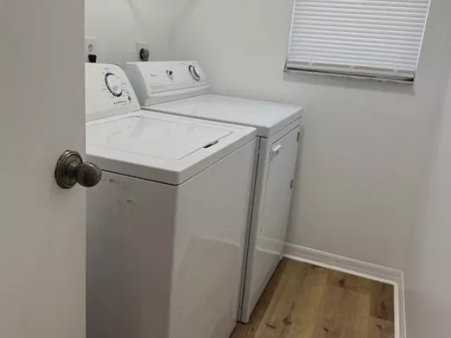 4-bedroom home for sale in Hollywood - 2927 Bogota Avenue - MondialRealty