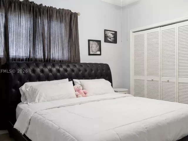 5-bedroom home for sale in Miami -  - MondialRealty