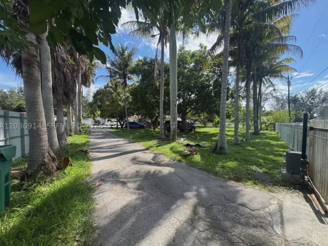 5-bedroom home for sale in Miami -  - MondialRealty