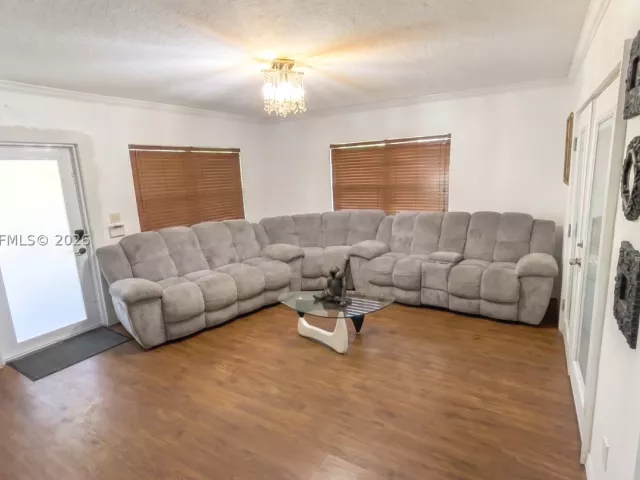 5-bedroom home for sale in Miami -  - MondialRealty