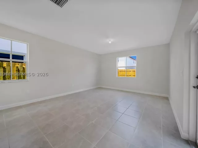 3-bedroom home for sale in Miami - 2373 NW 130th St - MondialRealty
