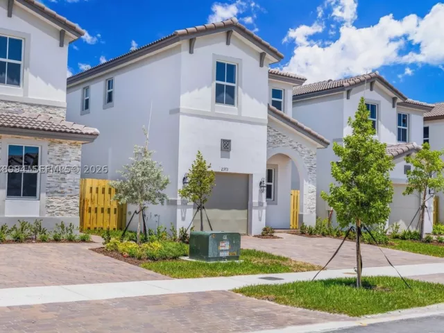 3-bedroom home for sale in Miami - 2373 NW 130th St - MondialRealty