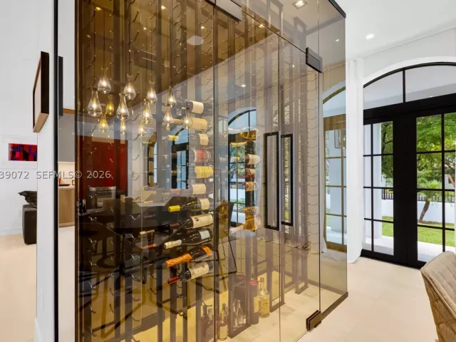 5-bedroom home for sale in Coral Gables - 5111 Alhambra Cir - MondialRealty
