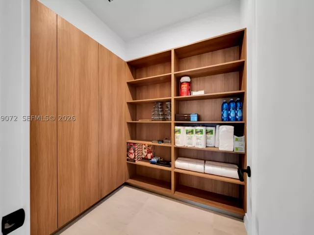 5-bedroom home for sale in Coral Gables - 5111 Alhambra Cir - MondialRealty