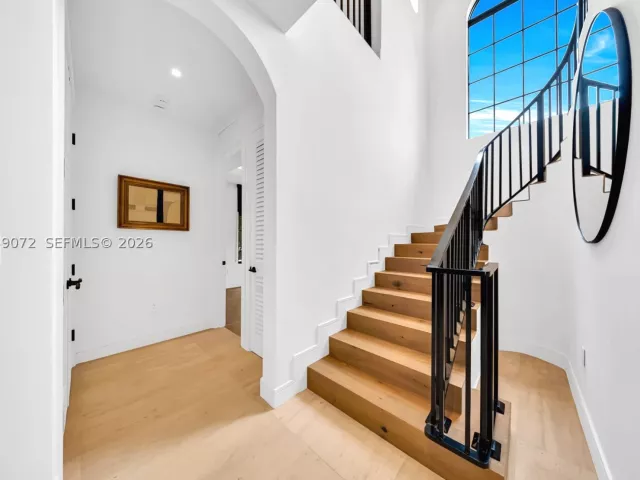 5-bedroom home for sale in Coral Gables - 5111 Alhambra Cir - MondialRealty