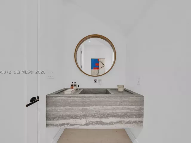 5-bedroom home for sale in Coral Gables - 5111 Alhambra Cir - MondialRealty