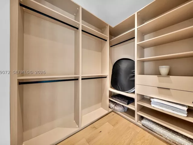 5-bedroom home for sale in Coral Gables - 5111 Alhambra Cir - MondialRealty