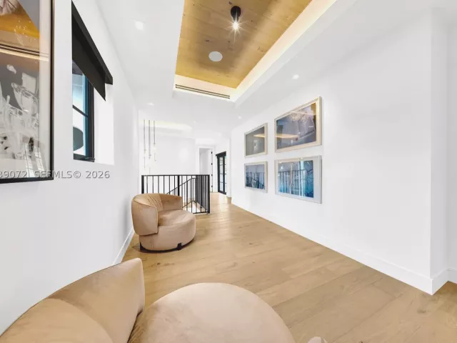 5-bedroom home for sale in Coral Gables - 5111 Alhambra Cir - MondialRealty