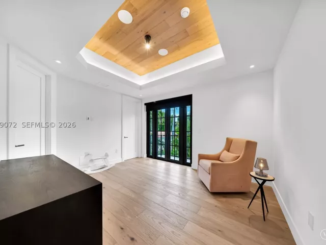 5-bedroom home for sale in Coral Gables - 5111 Alhambra Cir - MondialRealty