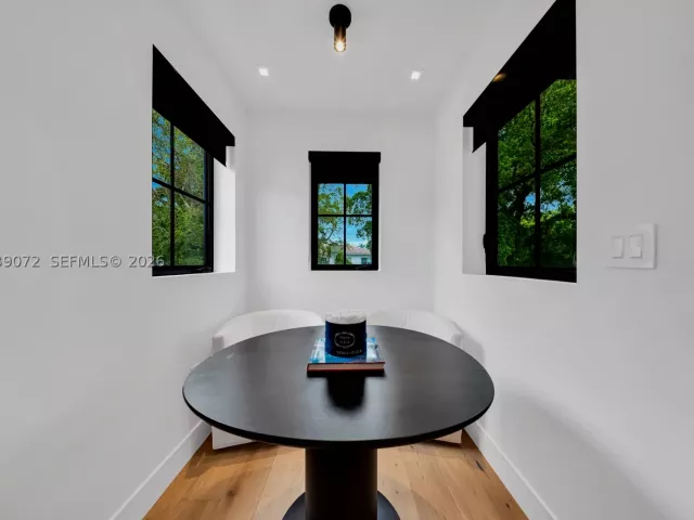 5-bedroom home for sale in Coral Gables - 5111 Alhambra Cir - MondialRealty